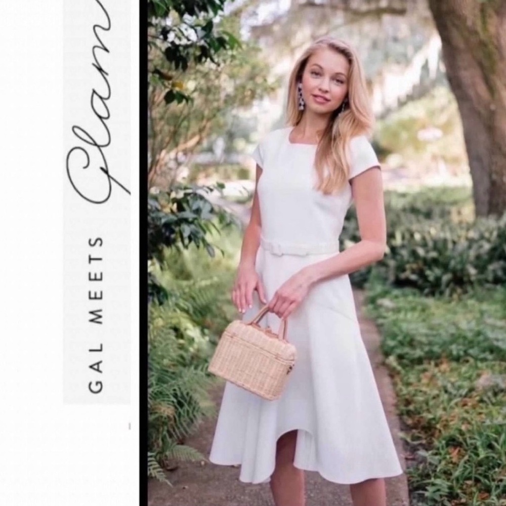 GAL MEETS GLAM Cecilia Cream Crepe Dress | Size: 4 - Picture 2 of 12